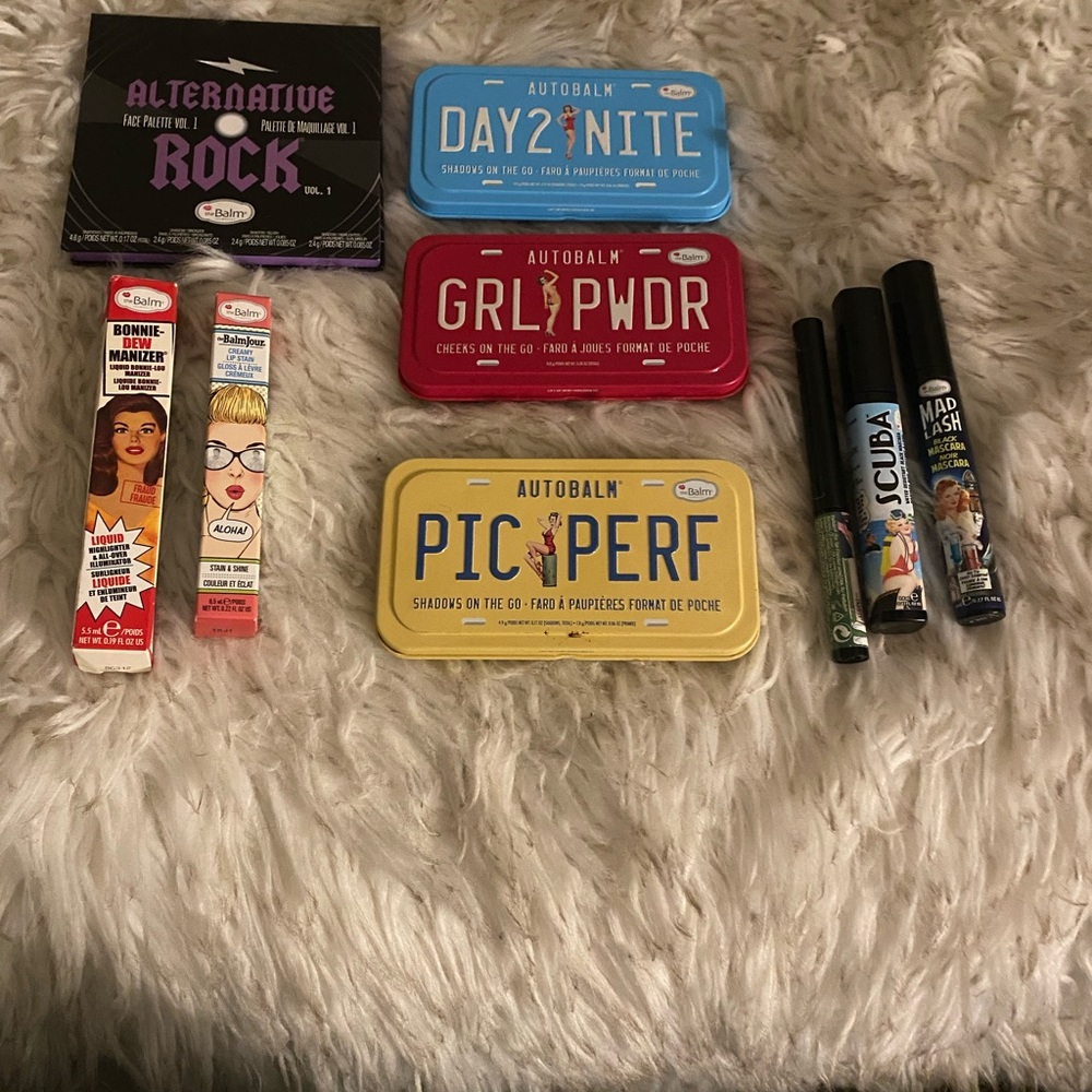 TheBalm 4 eyeshadow/blush pallets eyeliner 2 mascara liquid highlighter lip balm - Picture 2 of 2